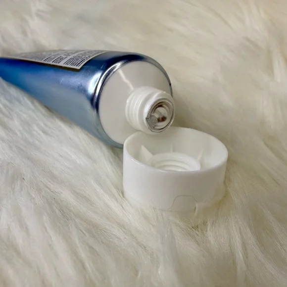 New Mini Sunday Riley Ceramic Slip Cleanser - Picture 3 of 3